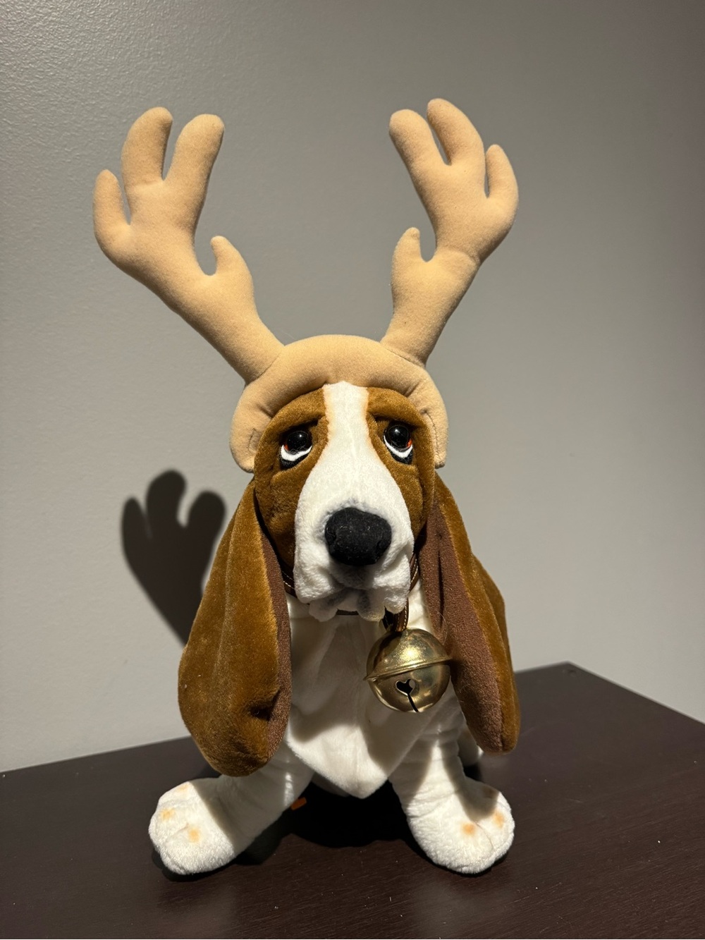 Applause Hush Puppies Holiday Basset Hound Dog Antlers Headband Bell 14" Plush